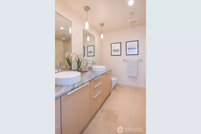 737 Olive Way #2908, Seattle, WA 98101 - Photo 17