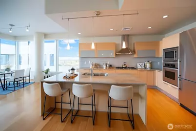 737 Olive Way #2908, Seattle, WA 98101 - Photo 11