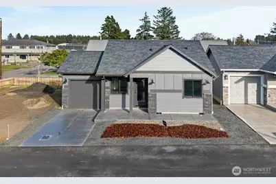 109 7th Street SW, Long Beach, WA 98631 - Photo 1