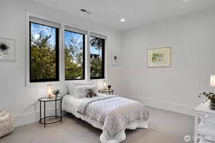 5632 NE 55th St, Seattle, WA 98105 - Photo 27