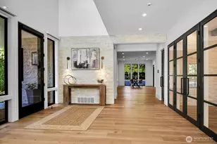 5632 NE 55th St, Seattle, WA 98105 - Photo 7