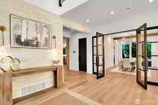 5632 NE 55th St, Seattle, WA 98105 - Photo 3