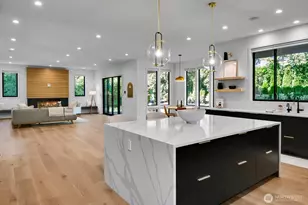 5632 NE 55th St, Seattle, WA 98105 - Photo 13