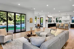 5632 NE 55th St, Seattle, WA 98105 - Photo 17