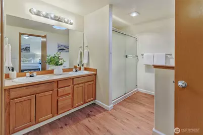 12212 401 Street E, Eatonville, WA 98328 - Photo 17