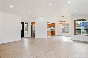 2421 Hickory Ave, Longview, WA 98632 - Photo 7