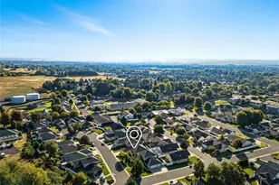 716 SE Songbird Ln, College Place, WA 99324 - Photo 35