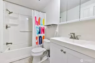 10921 SE 227th Pl, Kent, WA 98031 - Photo 17