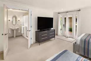 2124 Broadmoor Dr E, Seattle, WA 98112 - Photo 17