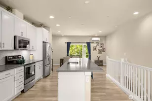 14715 Admiralty Way, Lynnwood, WA 98087 - Photo 5