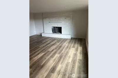 12601 A Street S, Tacoma, WA 98444 - Photo 3