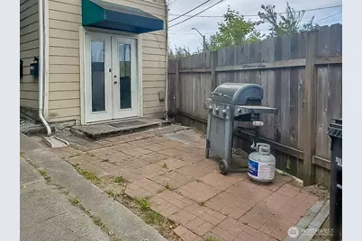 3823 Delridge Way SW, Seattle, WA 98106 - Photo 17