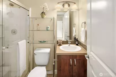 365 NE Denny Way, Issaquah, WA 98029 - Photo 21