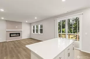 9826 38th St Ct E, Edgewood, WA 98371 - Photo 11