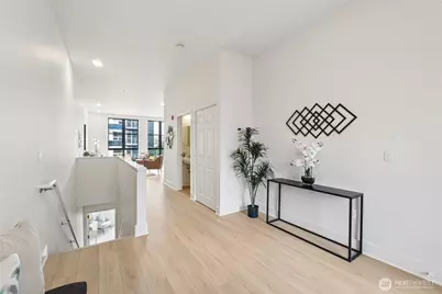 615 E Pike Street #305, Seattle, WA 98122 - Photo 5