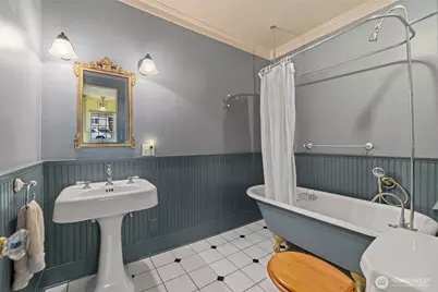 401 NE 9th Street, Coupeville, WA 98239 - Photo 19