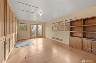 401 NE 9th St, Coupeville, WA 98239 - Photo 25