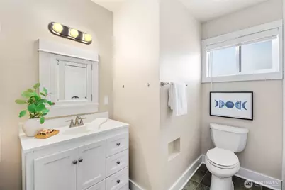 815 S Rose Street #A, Seattle, WA 98108 - Photo 17