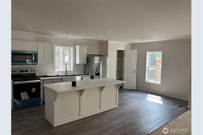 512 E Madrona Parkway, Grapeview, WA 98546 - Photo 7