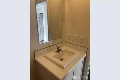 512 E Madrona Parkway, Grapeview, WA 98546 - Photo 11