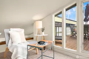 2420 Westlake Ave N, Seattle, WA 98109 - Photo 25