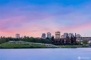 2420 Westlake Ave N, Seattle, WA 98109 - Photo 35