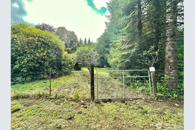 945 US Highway 101, Cosmopolis, WA 98537 - Photo 27