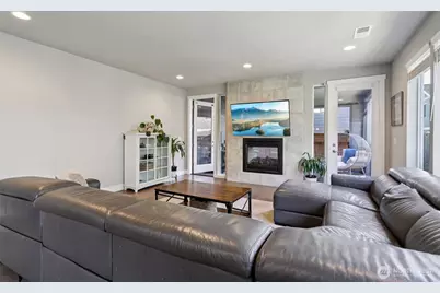 18705 134th Street E, Bonney Lake, WA 98391 - Photo 7