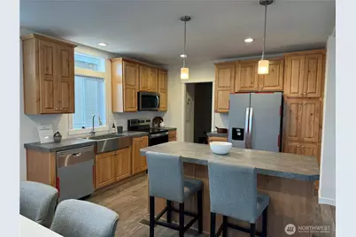 881 N Iris Avenue, Sequim, WA 98382 - Photo 3