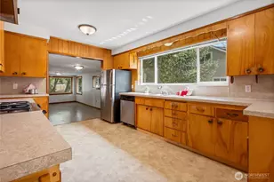 9410 355th St S, McKenna, WA 98558 - Photo 9