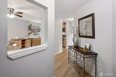 23816 12th Place S #406, Des Moines, WA 98198 - Photo 5