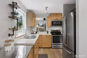 23816 12th Pl S, Des Moines, WA 98198 - Photo 9