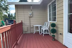 910 Barnhart St, Raymond, WA 98577 - Photo 33