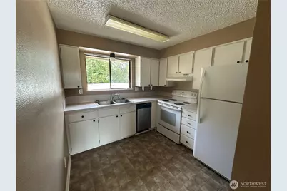 910 Barnhart Street, Raymond, WA 98577 - Photo 17