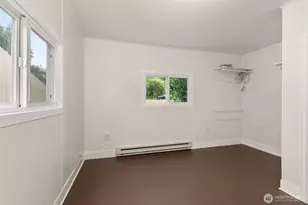 720 Washington Ave, Raymond, WA 98577 - Photo 11