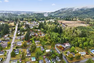 720 Washington Ave, Raymond, WA 98577 - Photo 35