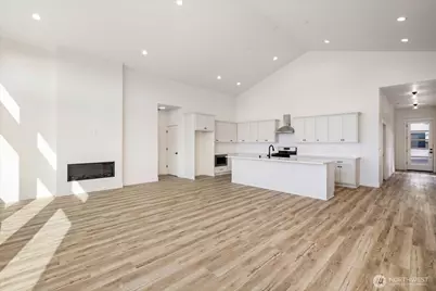 6677 W 27th Avenue, Kennewick, WA 99338 - Photo 17