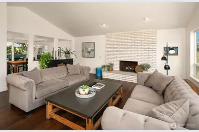 11813 79th Avenue S, Seattle, WA 98178 - Photo 5