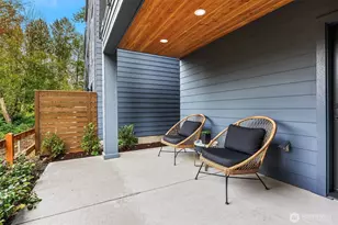 14870 Site 5 NE 2nd Ct, Bellevue, WA 98007 - Photo 9