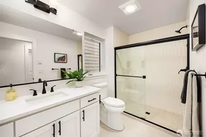 14870 Site 5 NE 2nd Court, Bellevue, WA 98007 - Photo 7