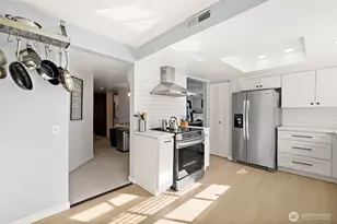 17417 Ashworth Ave N, Shoreline, WA 98133 - Photo 7