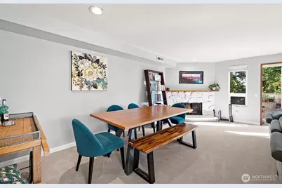 17417 Ashworth Avenue N #201, Shoreline, WA 98133 - Photo 9