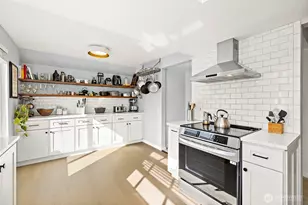 17417 Ashworth Ave N, Shoreline, WA 98133 - Photo 5