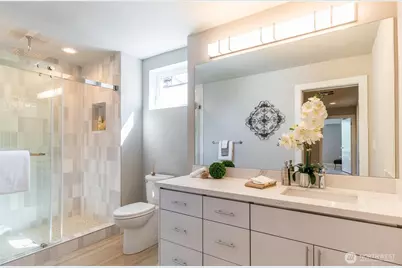 527 S Cloverdale Street #D, Seattle, WA 98108 - Photo 15