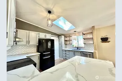 2402 S 370th Place, Federal Way, WA 98003 - Photo 15