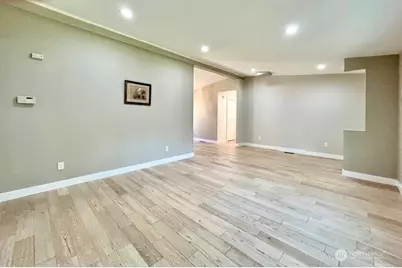 2402 S 370th Place, Federal Way, WA 98003 - Photo 9