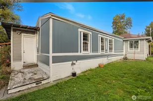 15922 54th St Ct E, Sumner, WA 98390 - Photo 35