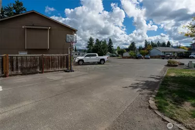 327 Maple Drive N, Eatonville, WA 98328 - Photo 37