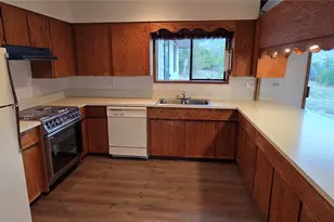 665 Wannacut Lake Rd, Oroville, WA 98844 - Photo 9