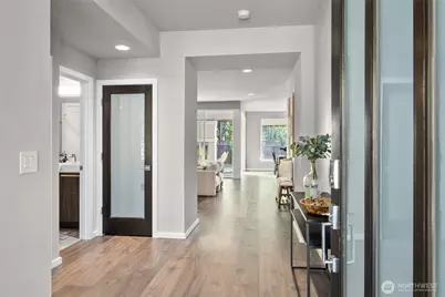 14709 Overlook Drive E, Bonney Lake, WA 98391 - Photo 3